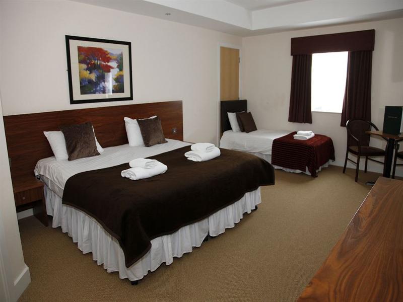 Boston West Hotel Экстерьер фото